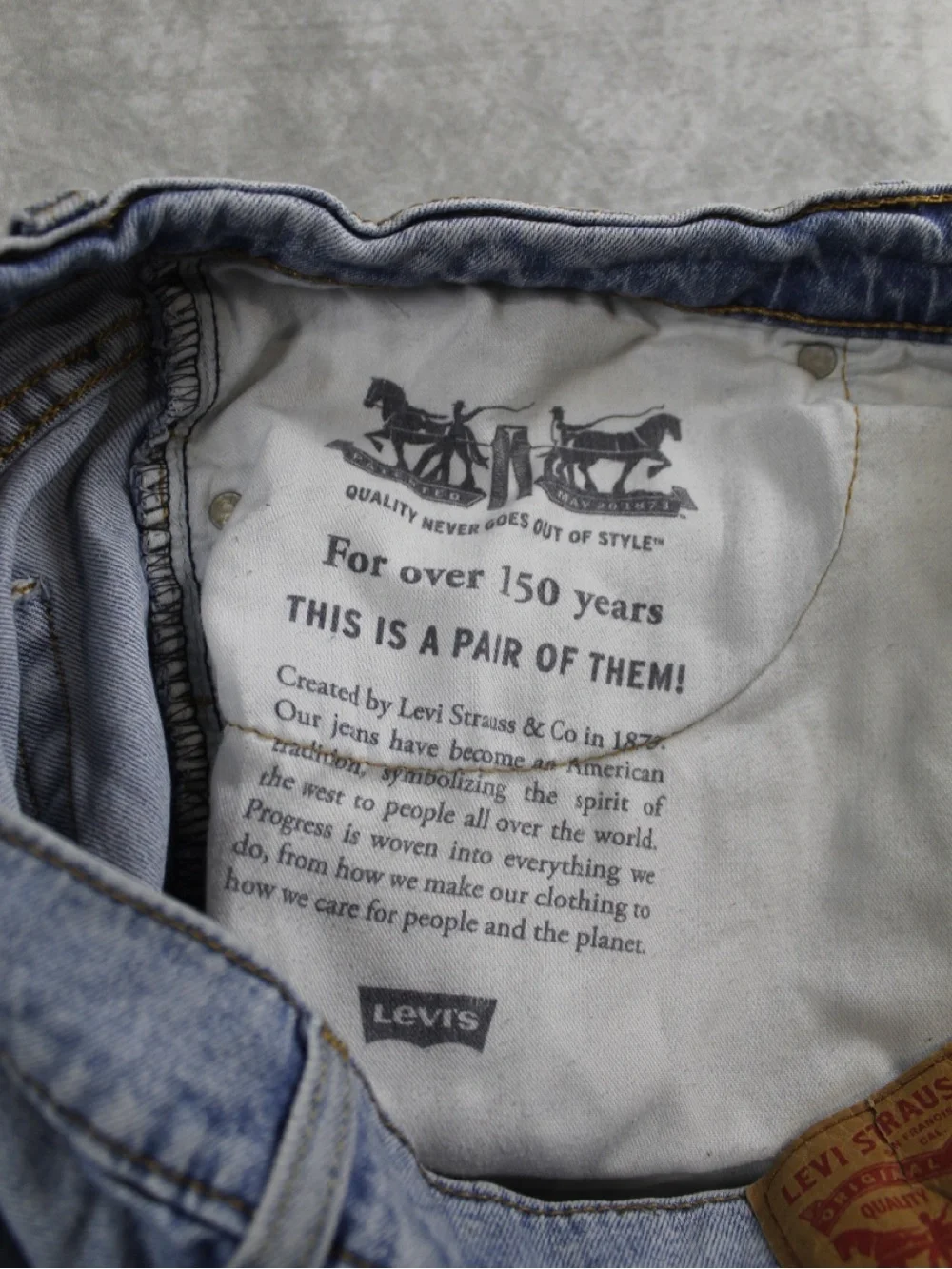 Levis 511 Slim Fit Jeans Mens 36x32 Light Wash Blue Denim WaterLess Casual